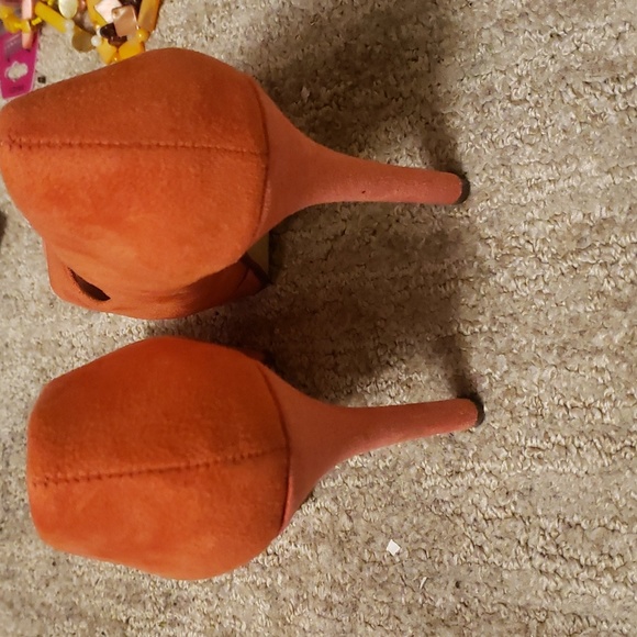 Great condition suede shoes - Picture 5 of 6